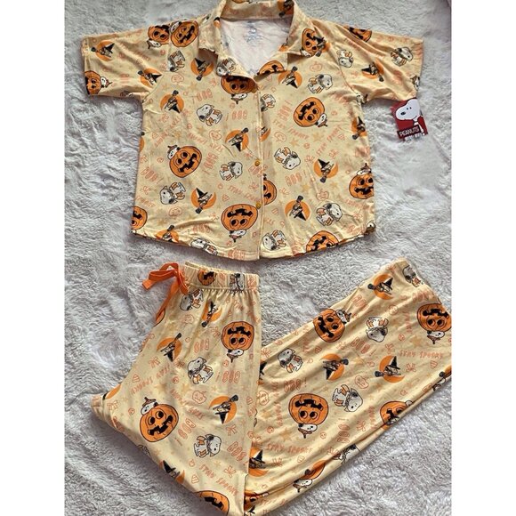 Peanuts Snoopy Jack O Lantern Pajamas PJ Set  Halloween Stay Spooky Women’s Sz M - Picture 1 of 14